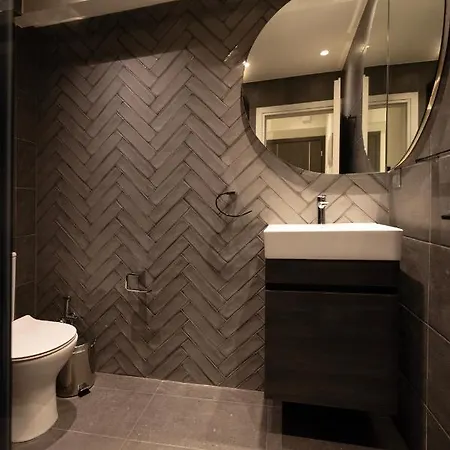 Apartament Rizes 3 *